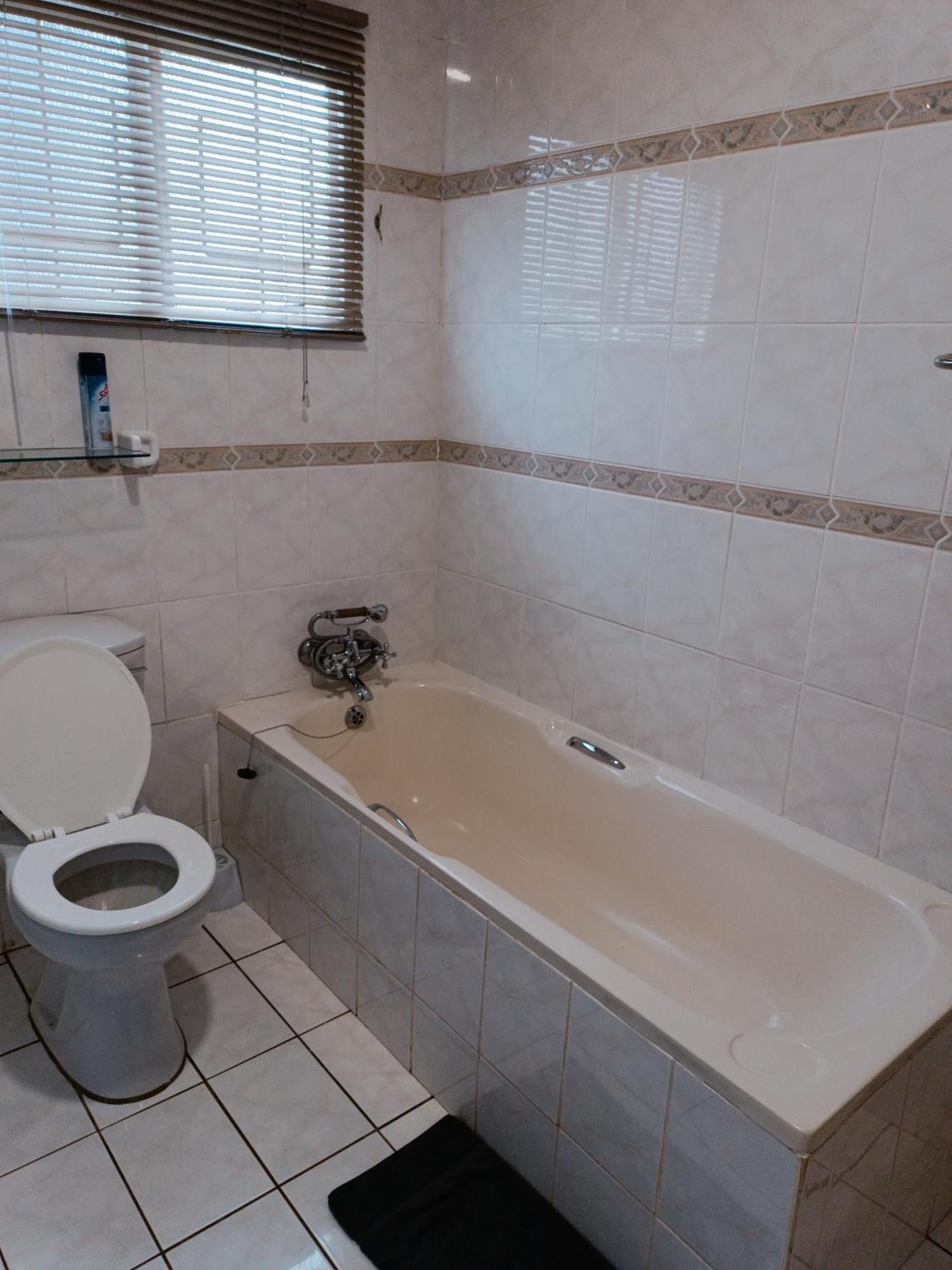 Pecan Farm Guesthouse Louis Trichardt Esterno foto