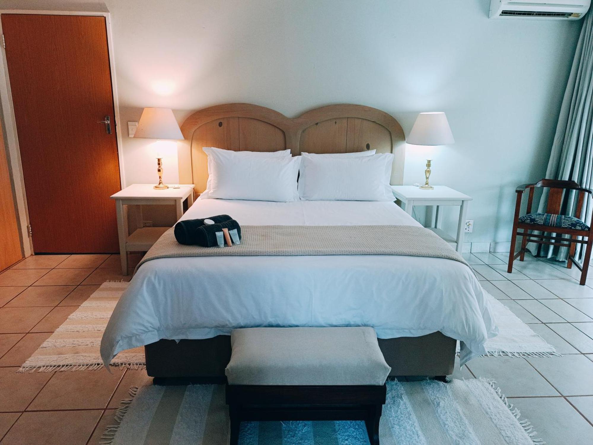 Pecan Farm Guesthouse Louis Trichardt Esterno foto